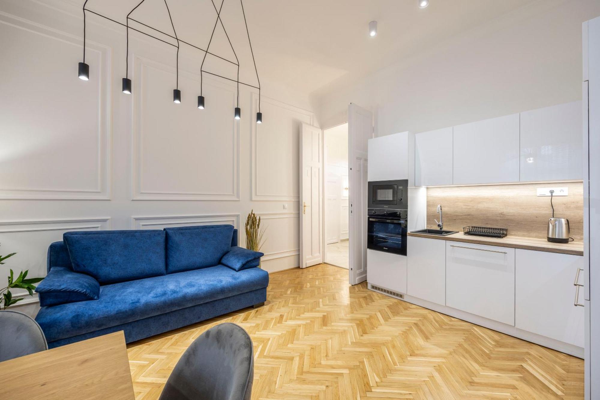 Luxurious Central 4Bedrm 3Bathrm Residence W/ Balcony Будапешт Экстерьер фото